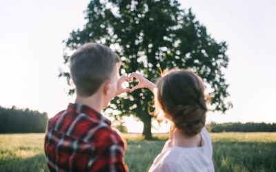 Codependency vs Healthy Love: Key Differences Explained